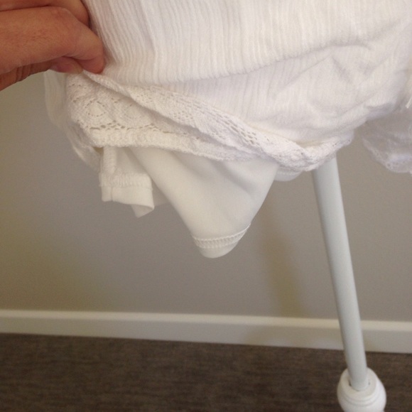 White romper! - Picture 4 of 4